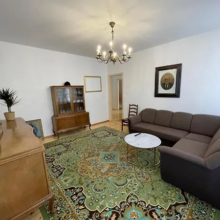 W Starej Kamienicy W Reszlu Apartment *